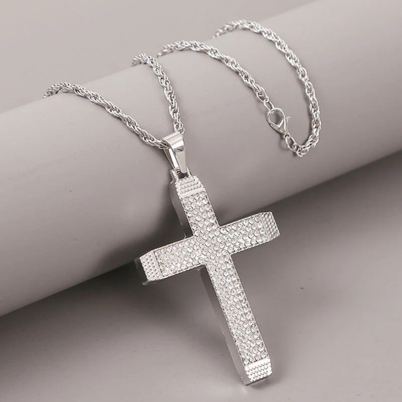 Simple Cross Hip Hop Necklace Exaggerated Pendant Necklace - Picture 7 of 10
